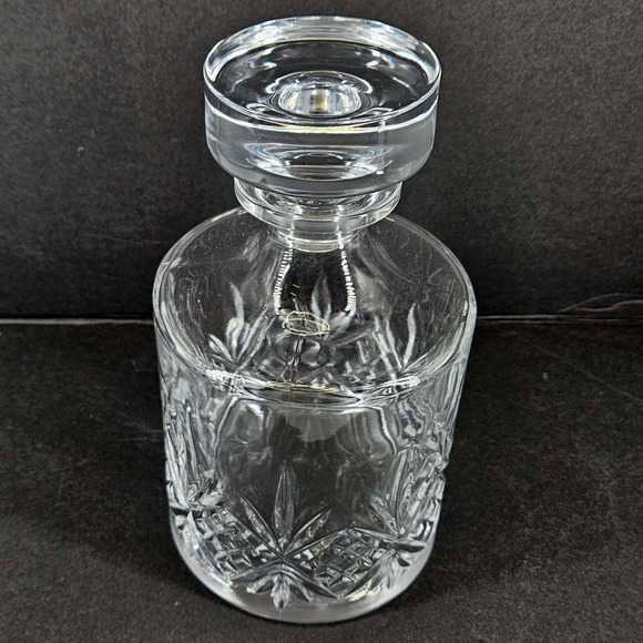 Shannon Godinger Crystal Whiskey Decanter w stopper New - Picture 3 of 5